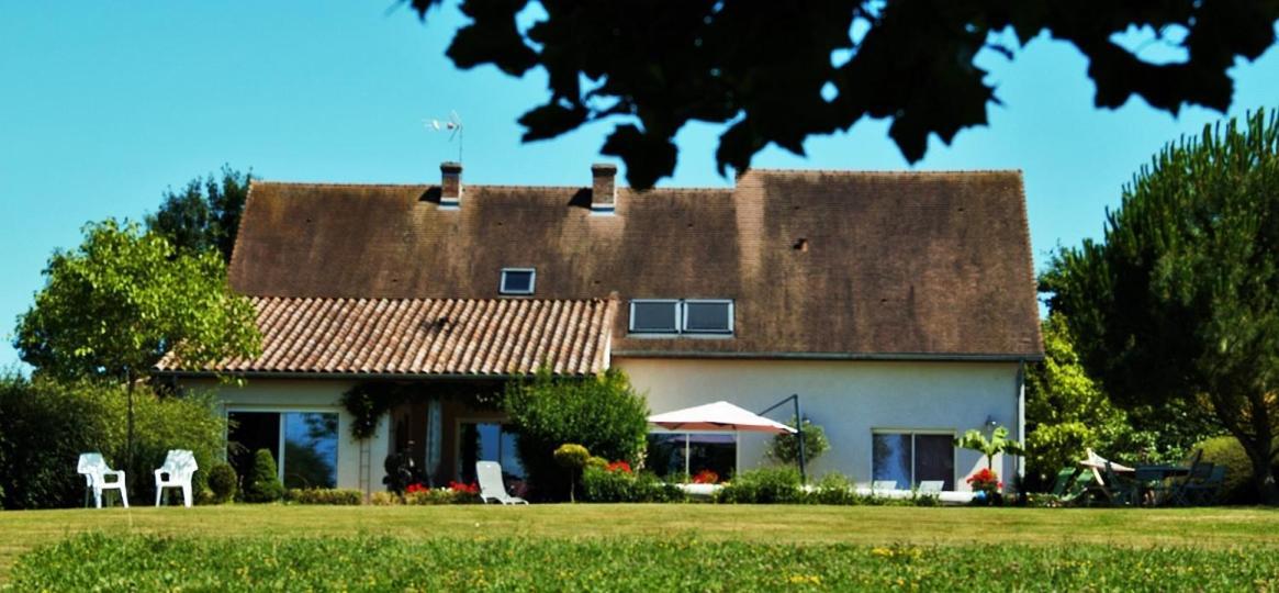 La Dinandiere La Chapelle-de-Bragny Luaran gambar